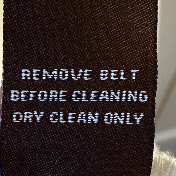 🎄Adrienne Vittadini White Dress - Picture 6 of 6